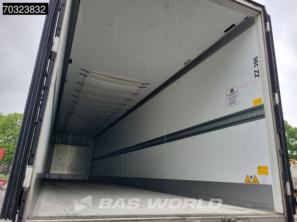 Schmitz SCB*S3 3 axles FRC Blumenbreit Pallettenkasten
