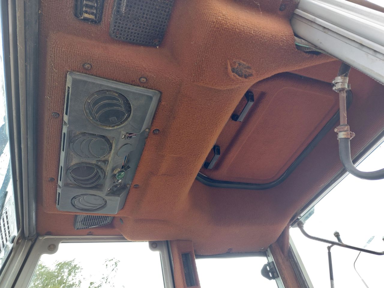 Massey Ferguson 690