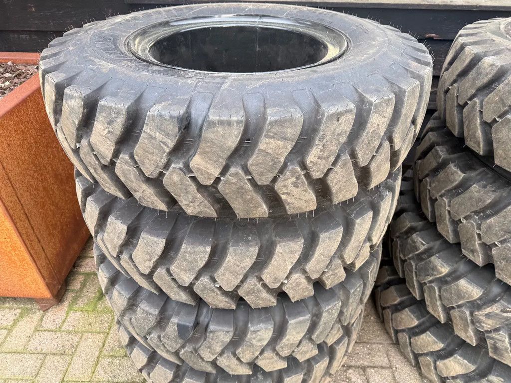 Aeolus 10.00-20 kraanbanden dubbellucht