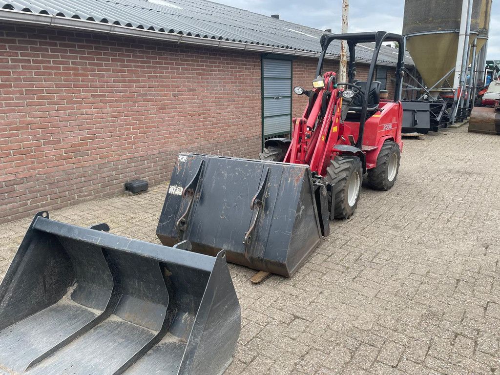 Schäffer 2336 Shovel Loader