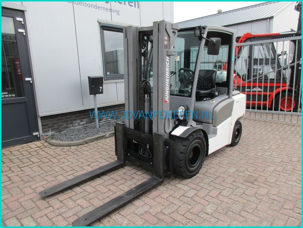 Jungheinrich TFG430 2017 2423uur+triplex4.4m+sideshift+215cmhoog