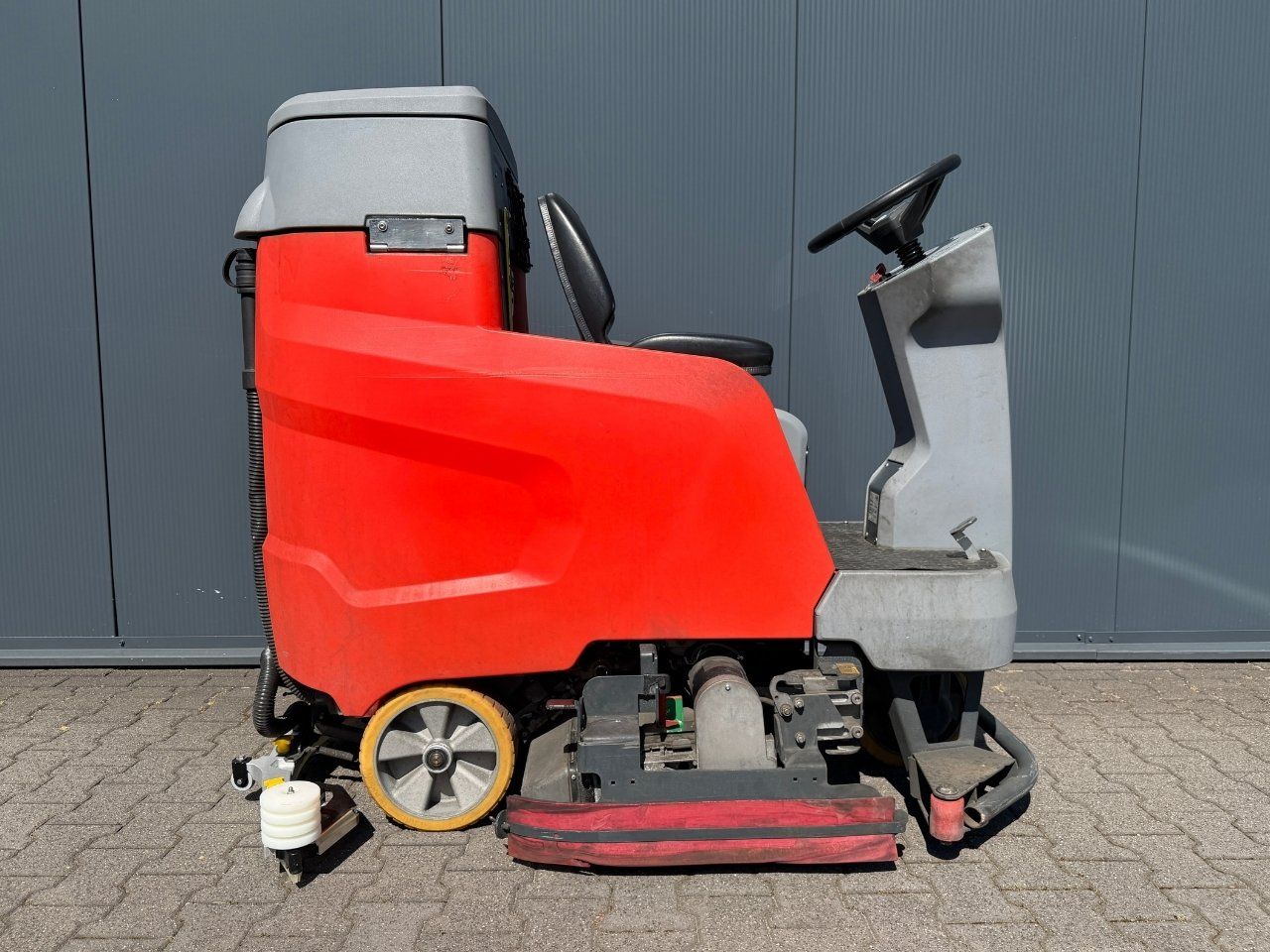 Hako Scrubmaster B120 R