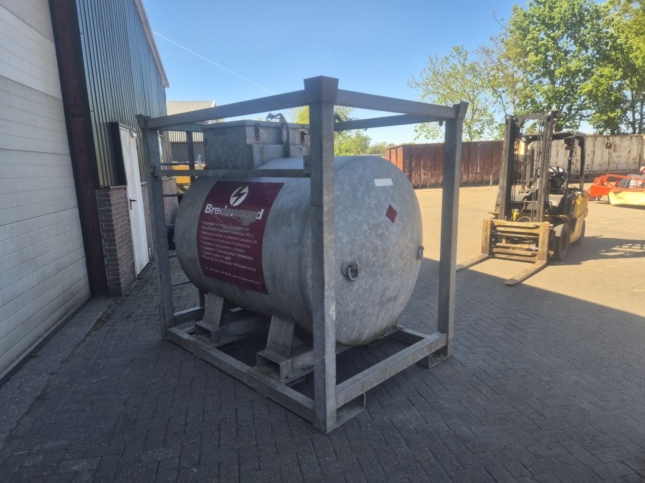 SEPPELER Gruppe Rietberg dieseltank 2900 liter