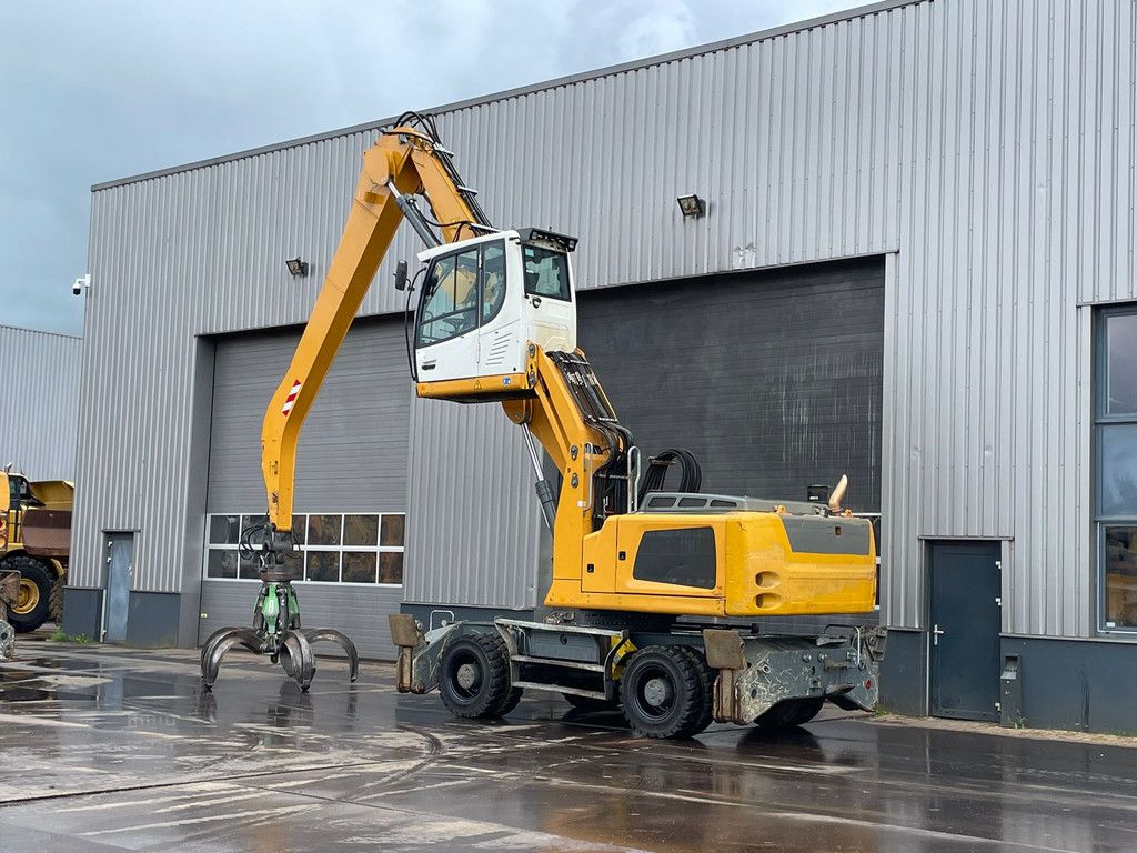 Liebherr LH30 M - Material Handler
