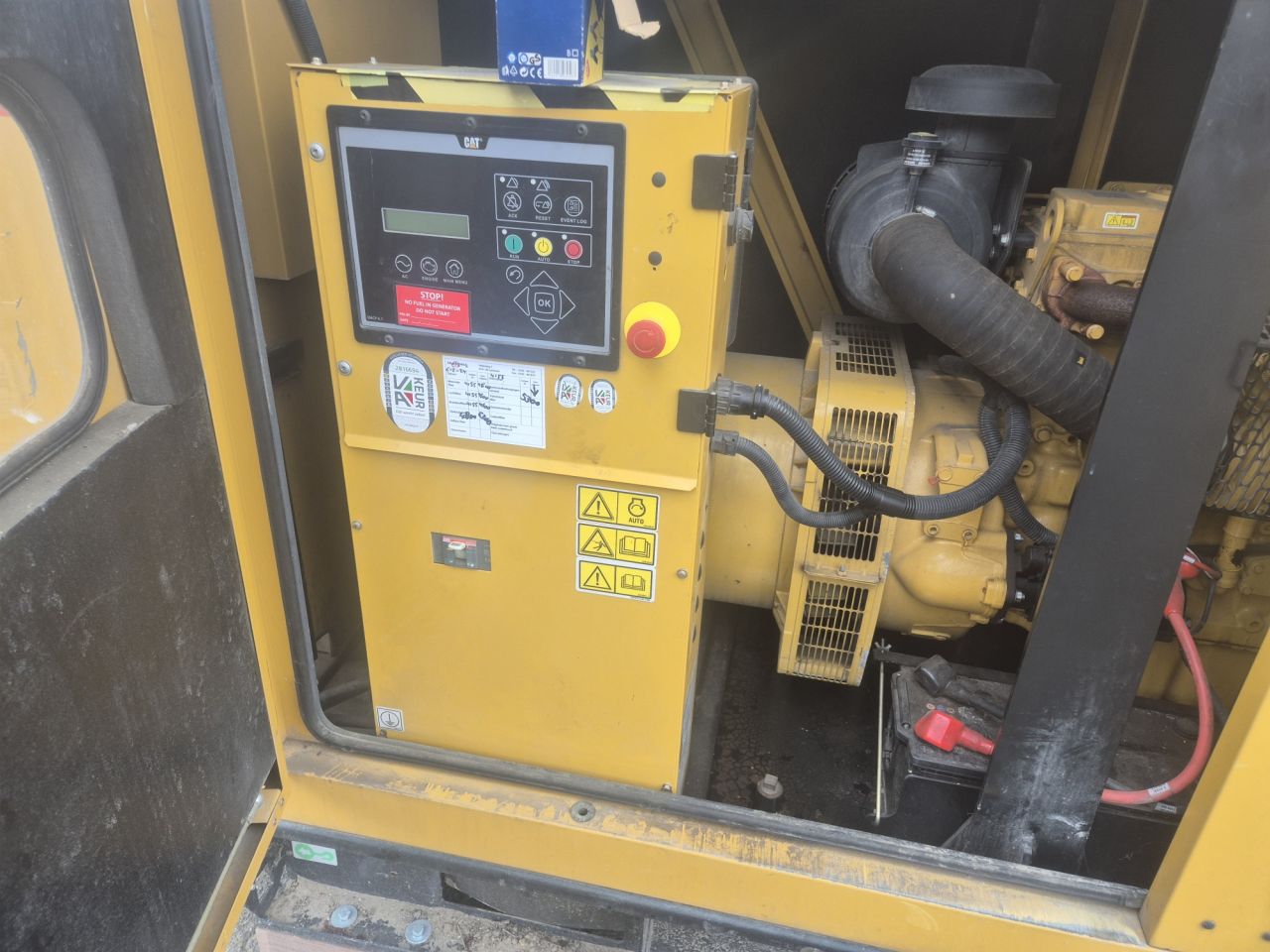 Gebruikte CATERPILLAR DE150EO generator met 150 KVA