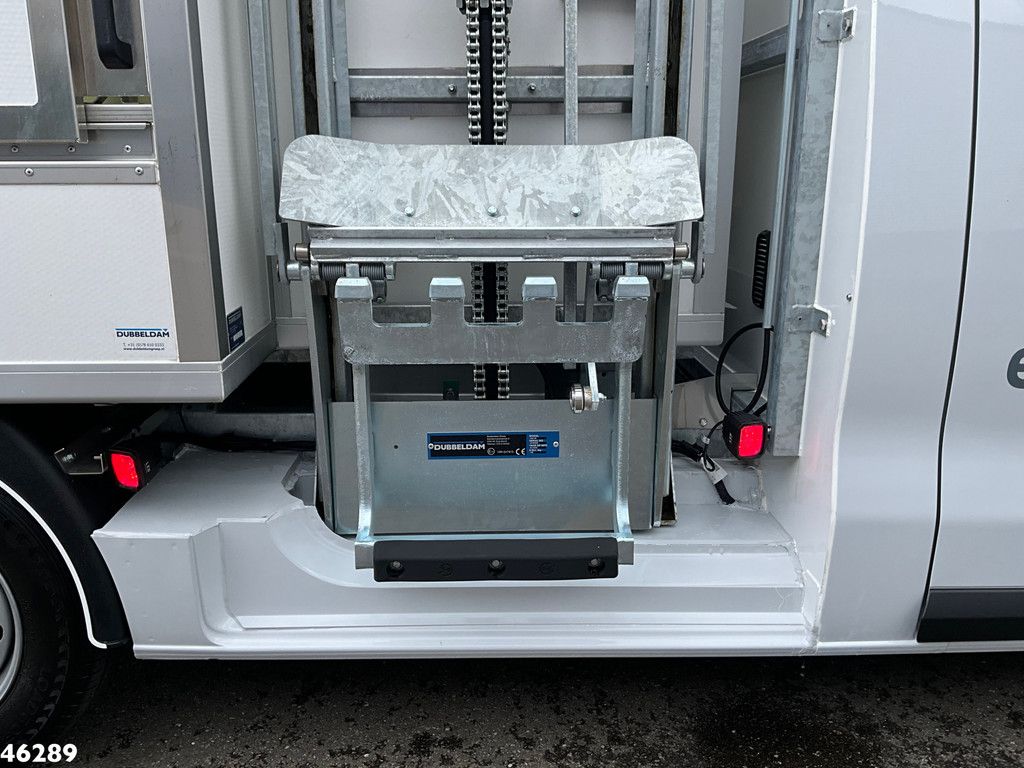 Peugeot E-Expert 100% elektrisch kippende zijlader