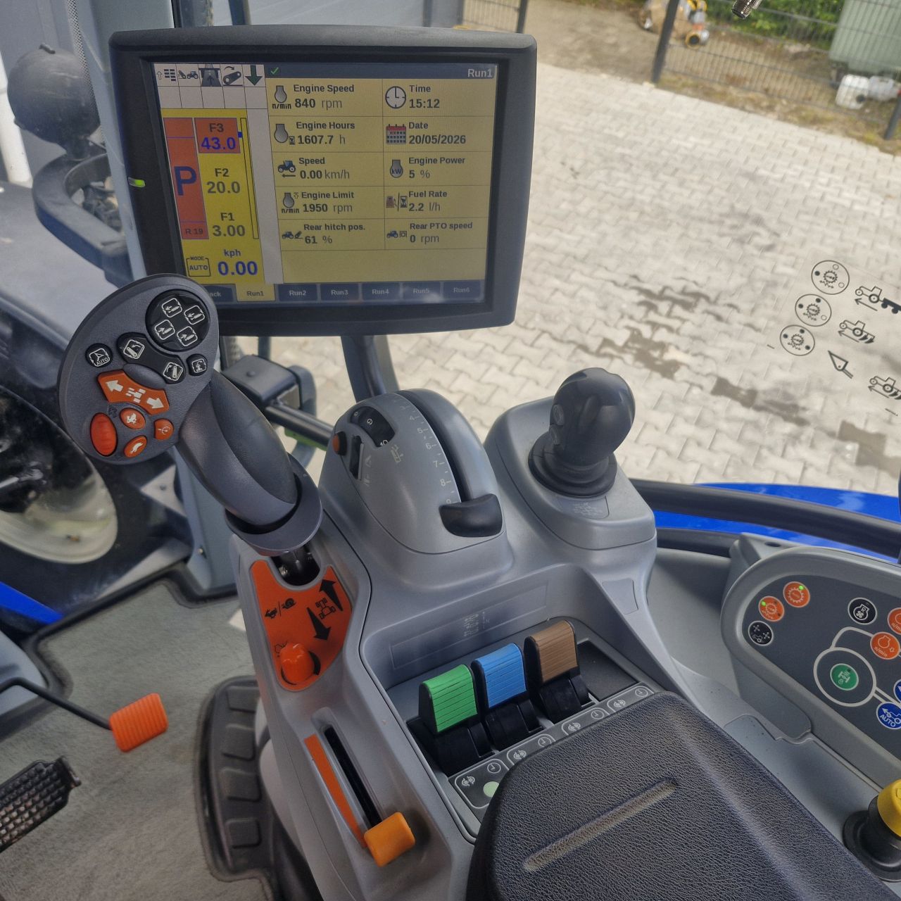 New holland T5.130 Autocommand