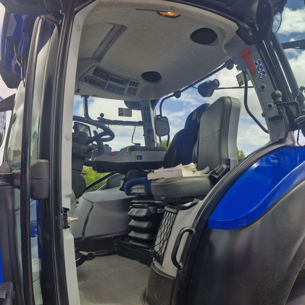 New holland T5.130 Autocommand
