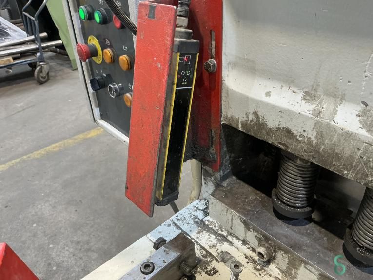 Sheet shears Baykal HGL 4100x6mm 2008