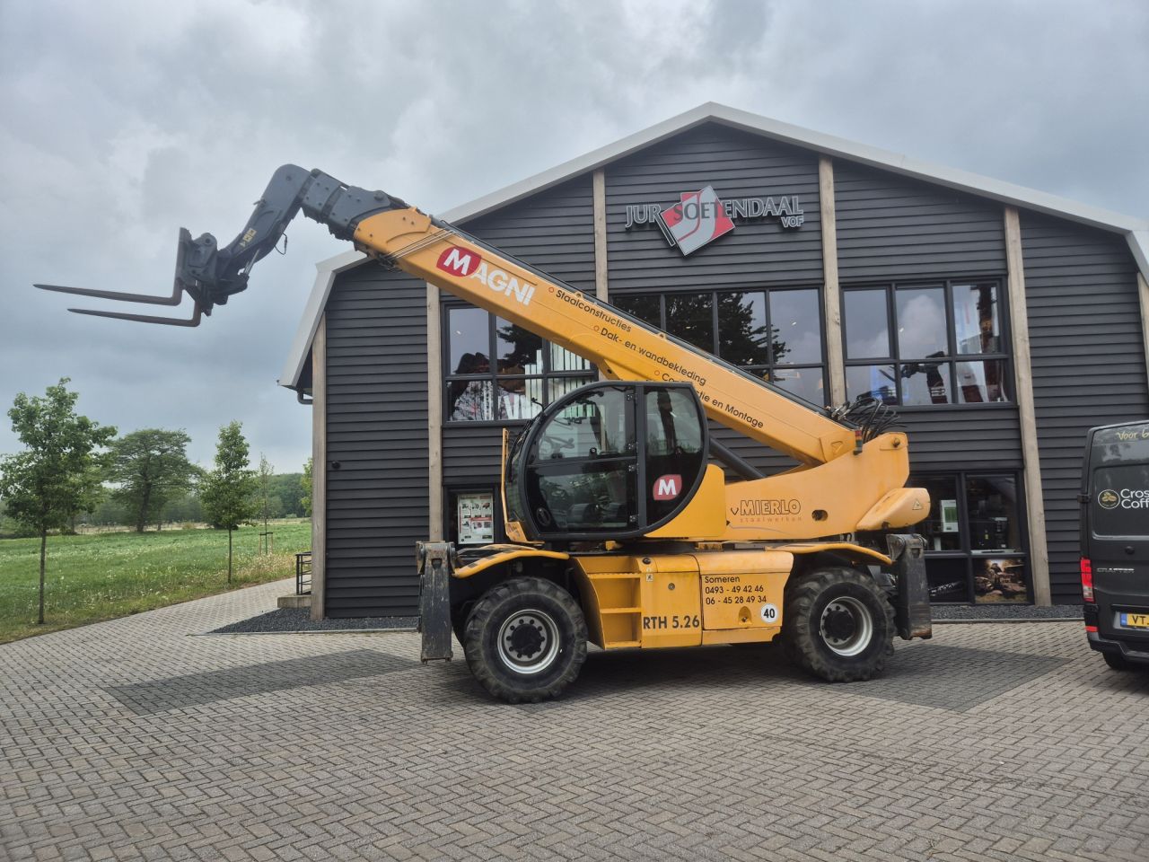 Gebruikte MAGNI RTH 5.26 roterende verreiker met hefhoogte 26 m