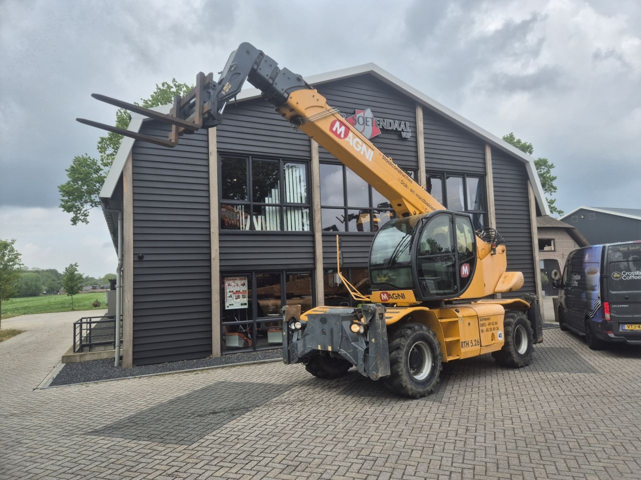 Gebruikte MAGNI RTH 5.26 roterende verreiker met hefhoogte 26 m