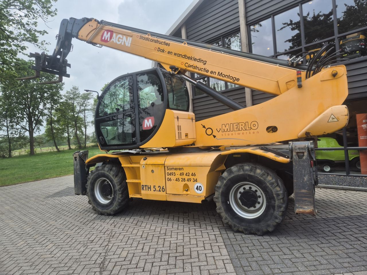 Gebruikte MAGNI RTH 5.26 roterende verreiker met hefhoogte 26 m