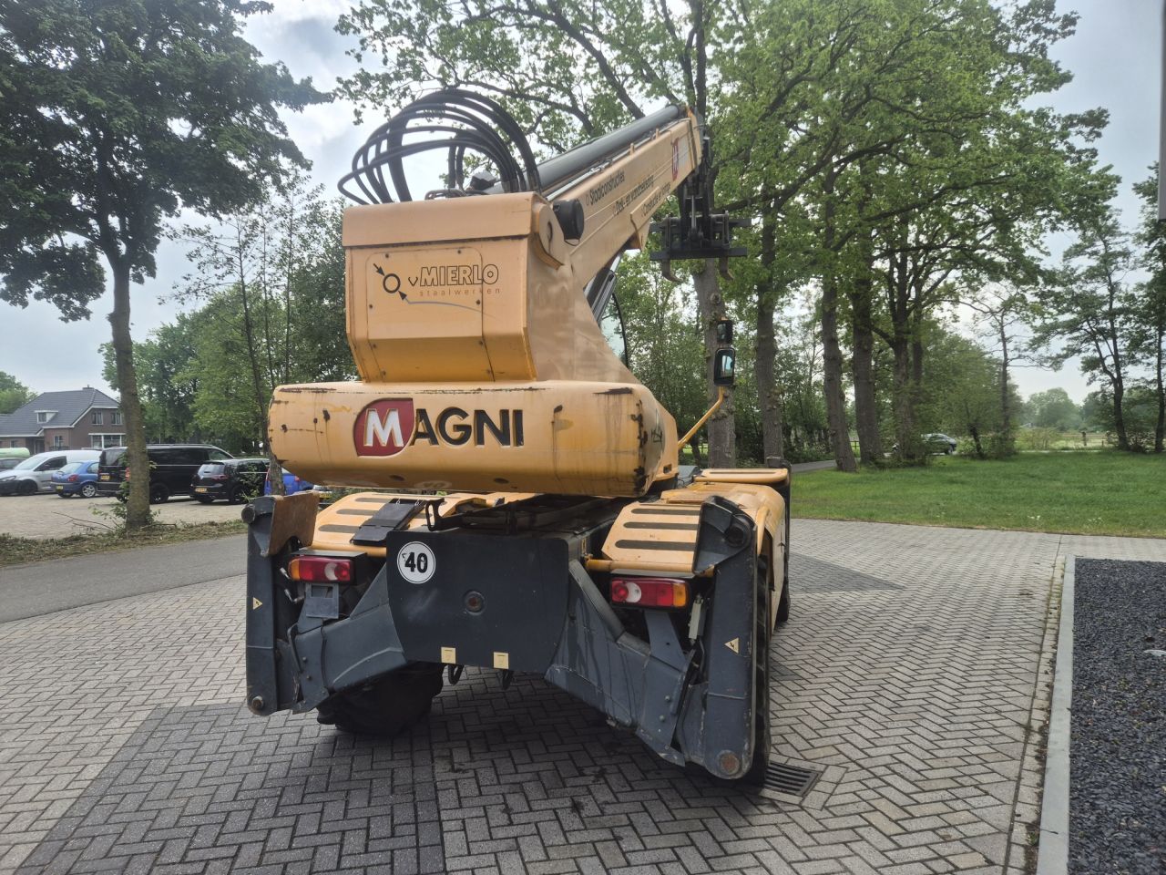 Gebruikte MAGNI RTH 5.26 roterende verreiker met hefhoogte 26 m