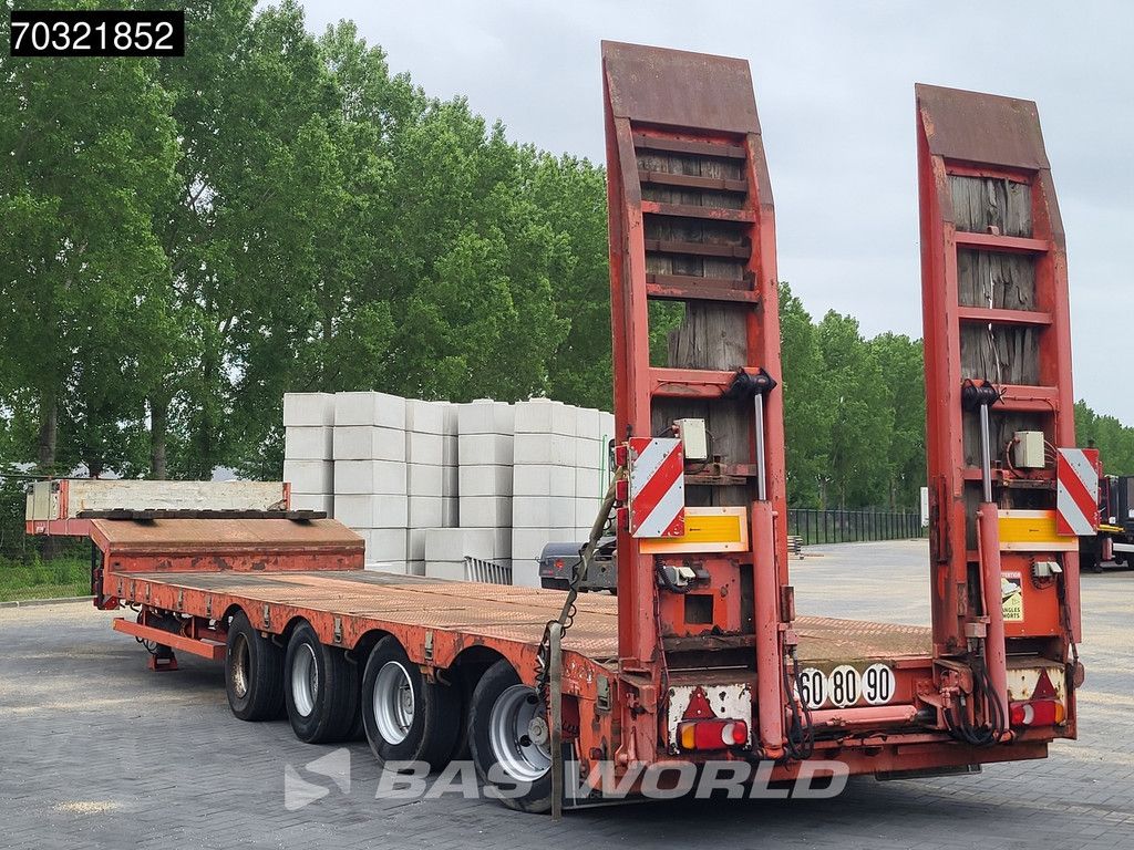 Nooteboom OSD-58-04V 4 axles Extendable 2x Steering Axle