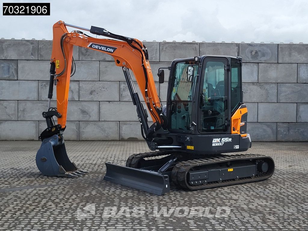 Develon DX55 R-7 A/C