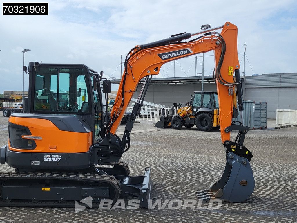 Develon DX55 R-7 A/C