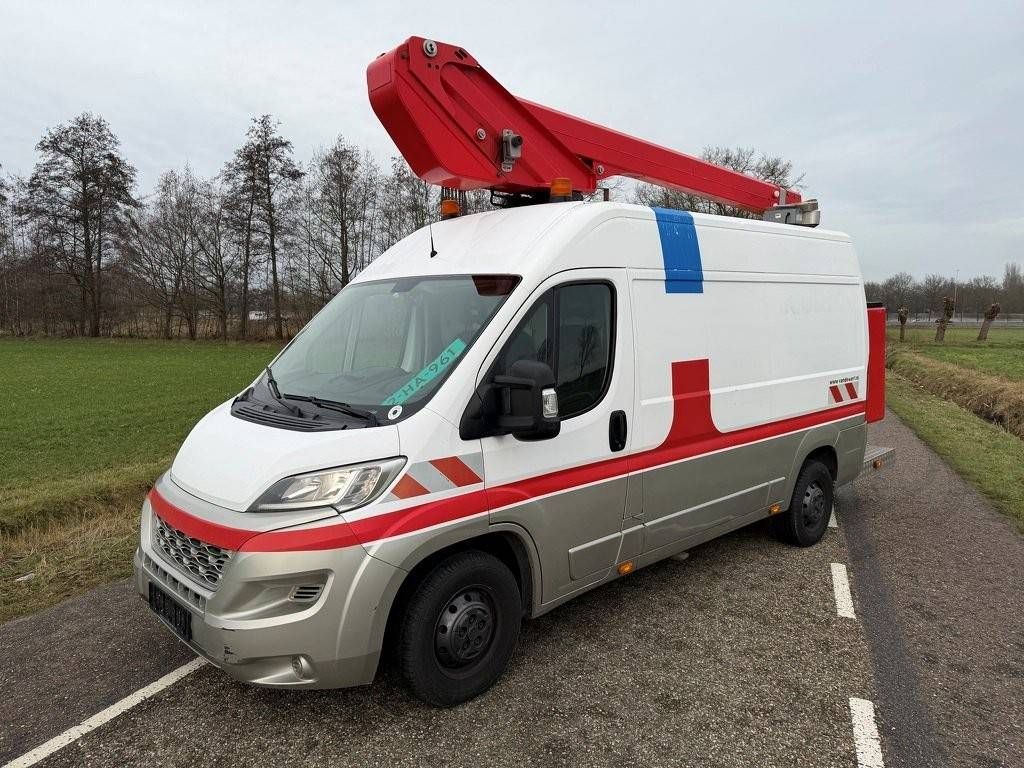LKW-Arbeitsbühne Citroen Jumper 2.2HDI Klubb K32 Diesel 12,5 m 2016