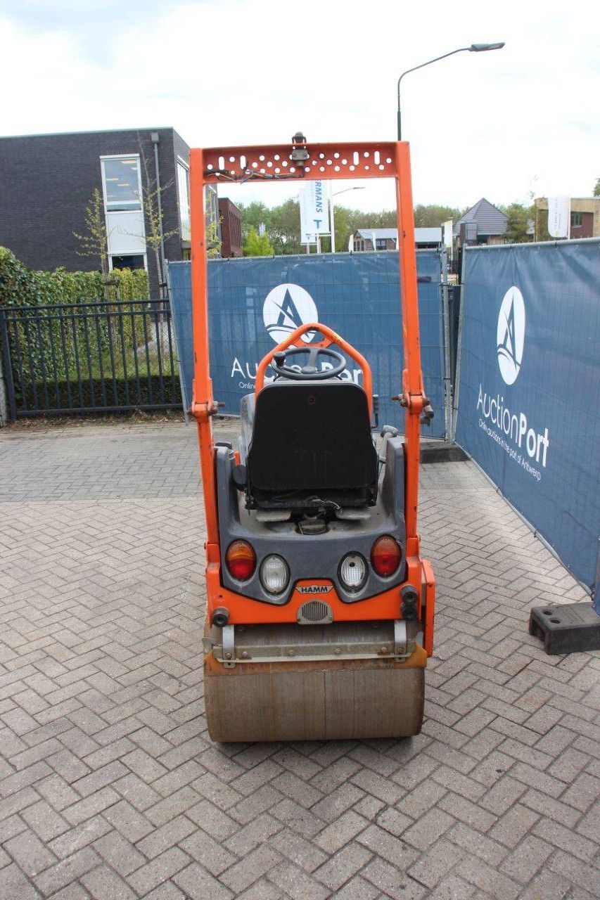 Tandem roller Hamm HD8VV Diesel 14.8kW 2015