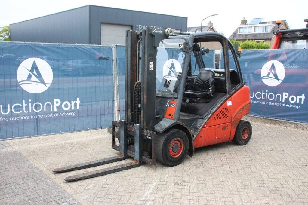 Linde H30T-01 Forklift 3000kg 4.6m 2012