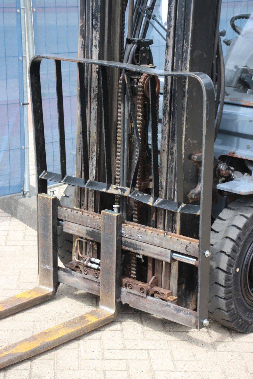 Gabelstapler Toyota 02-8FGF25 LPG 2500kg 4,7m 2010