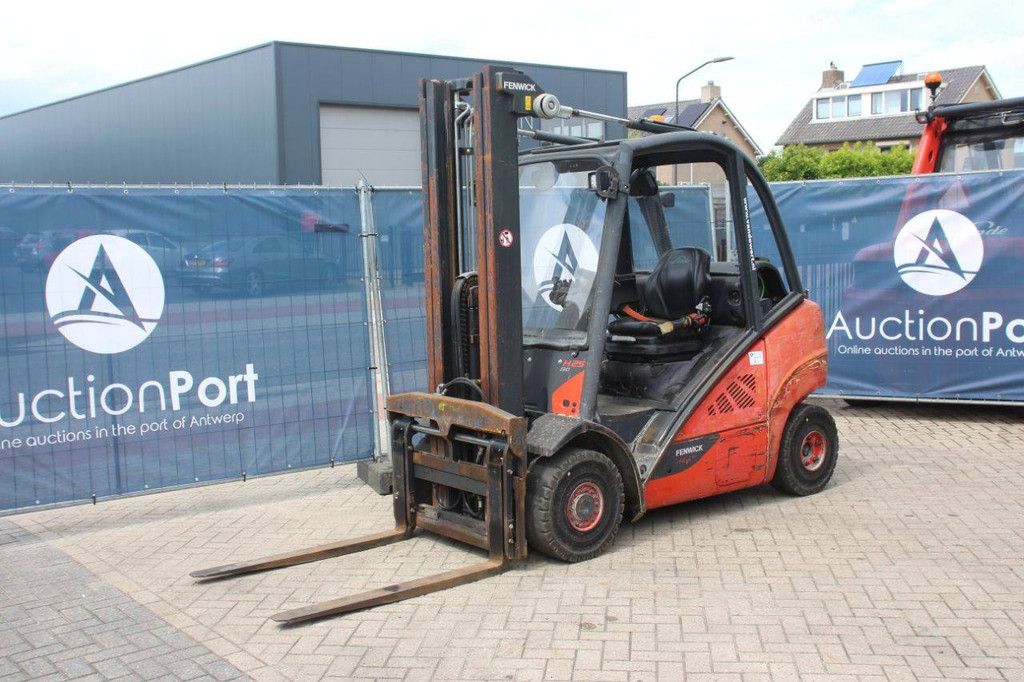 Forklift Fenwick-Linde H25T-02 LPG 2500kg 4.4m 2013
