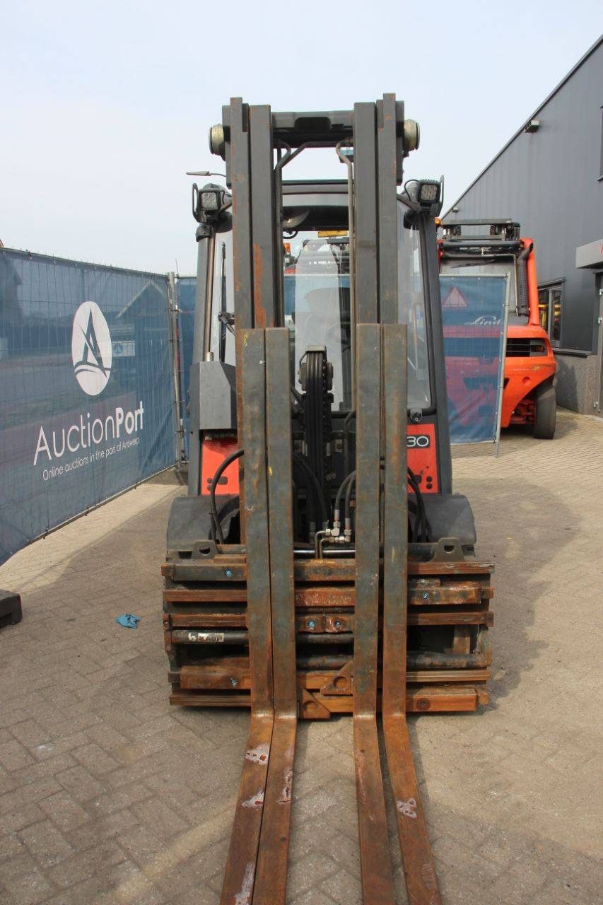 Linde H30T-01 LPG-Gabelstapler 3000 kg 5 m 2011