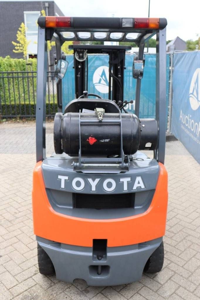 Forklift Toyota 02-8FGF18 LPG 1550kg 4.3m 2008
