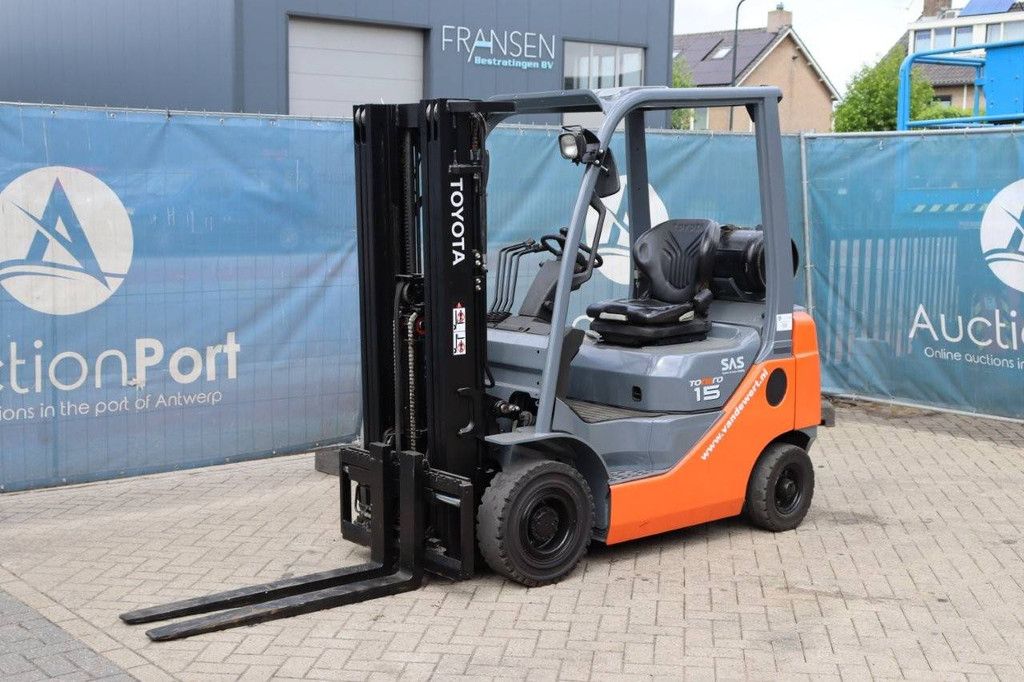 Forklift Toyota 02-8FGF18 LPG 1550kg 4.3m 2008