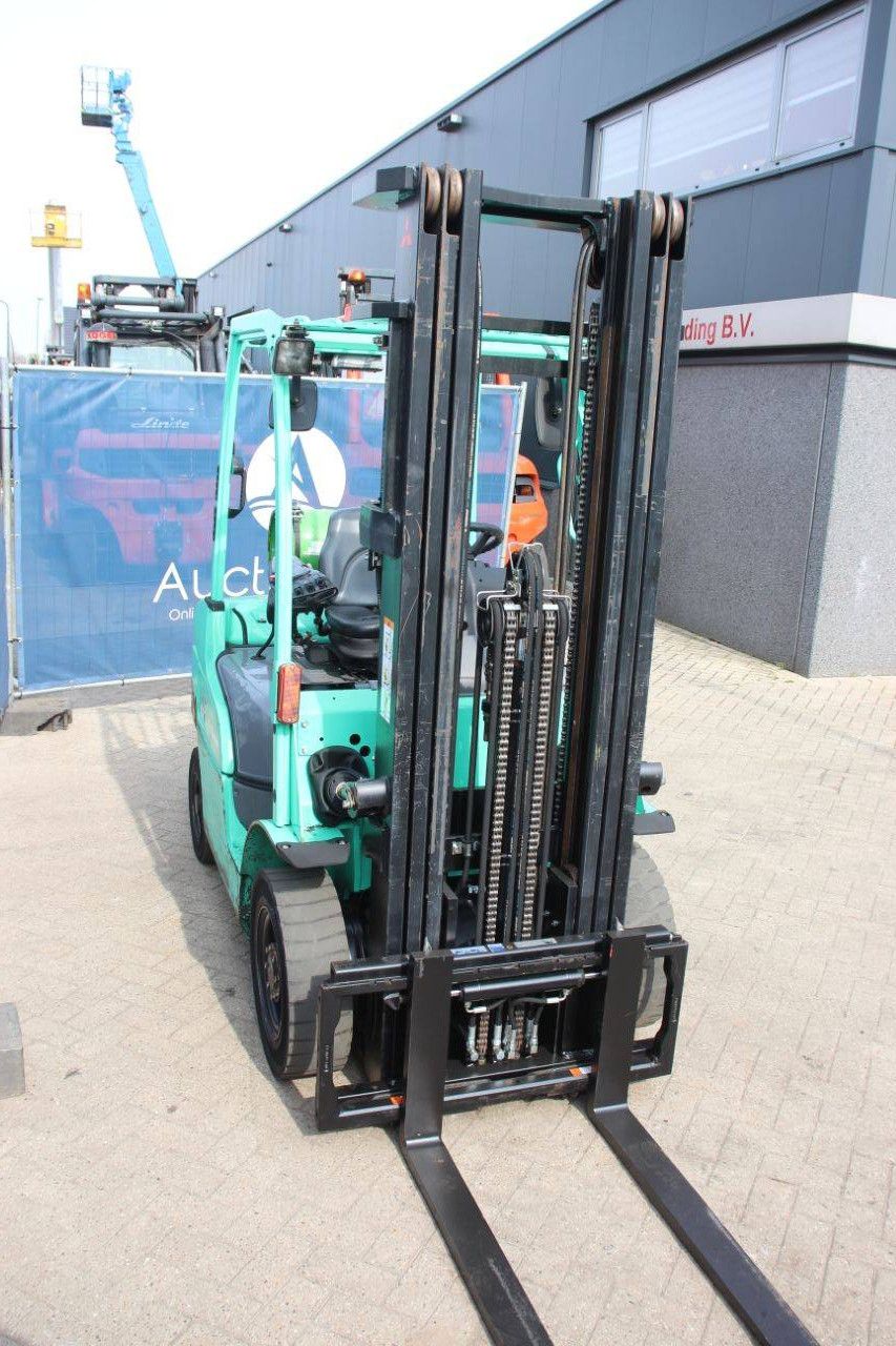 Forklift Mitsubishi FG25N LPG 2500kg 5.5m 2013