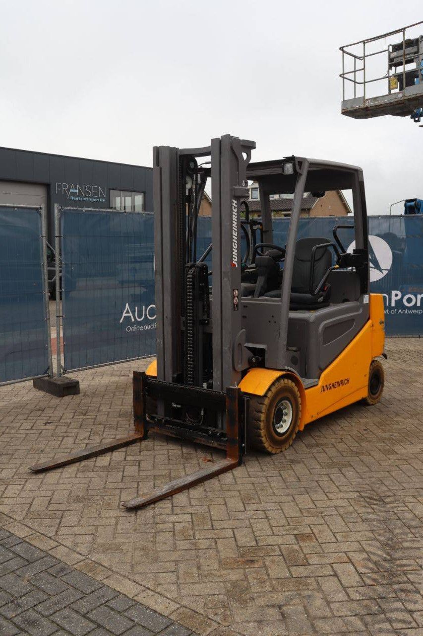Gabelstapler Jungheinrich EFG 425S Elektro 2500 kg 5,0 m 2016
