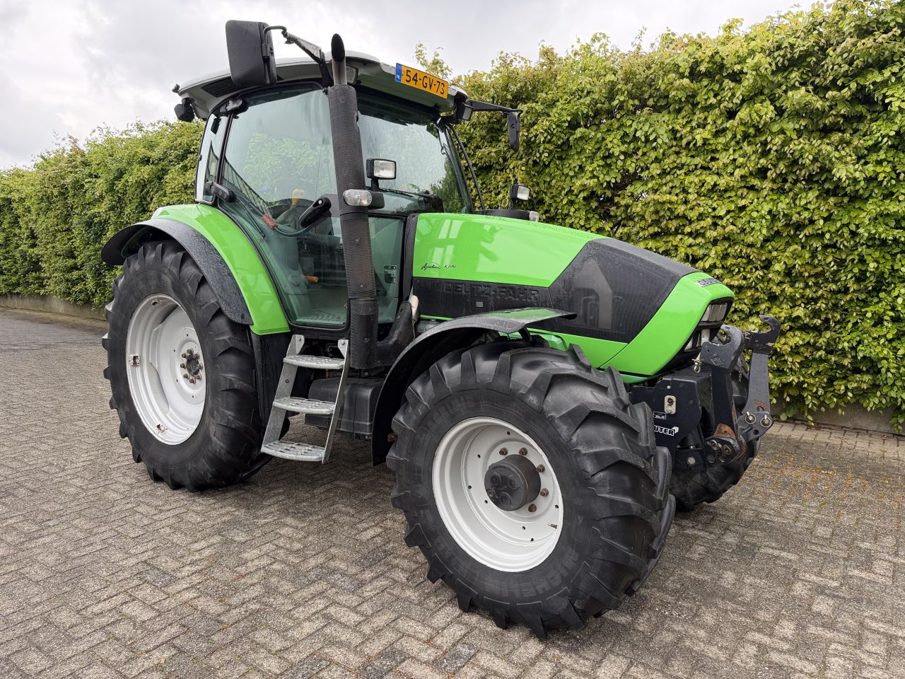 Deutz K610 met maar 5794 uur !!