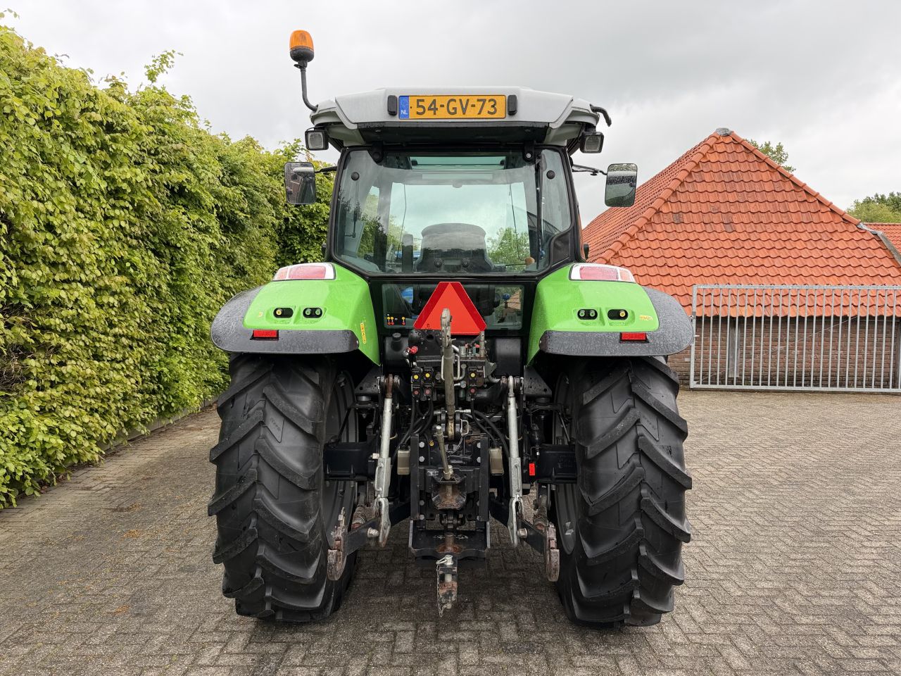 Deutz K610 met maar 5794 uur !!