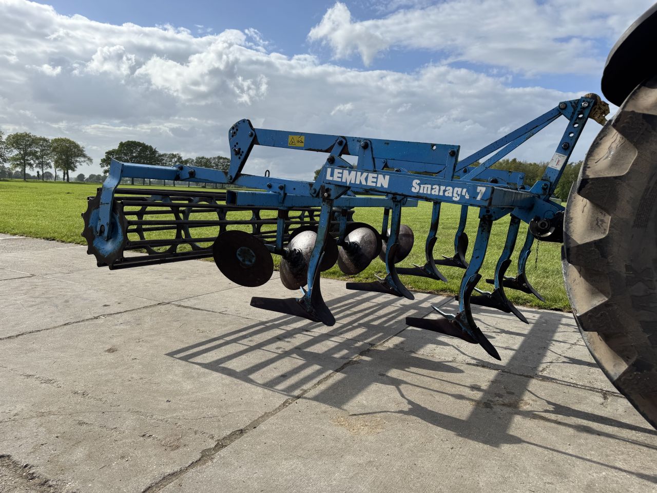 Lemken Smaragd 7/300 vleugelschaar cultivator buizenrol 3 meter