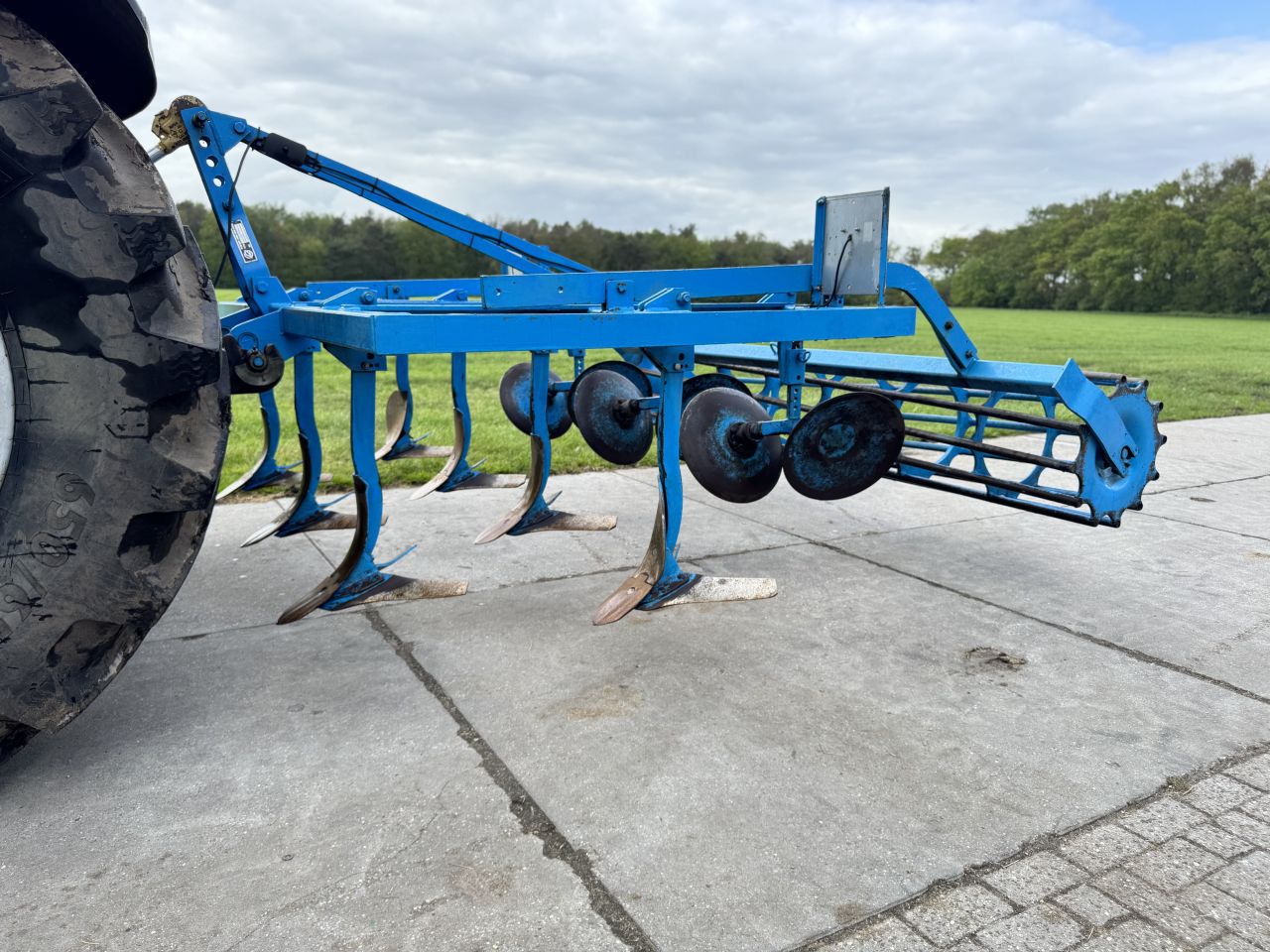 Lemken Smaragd 80/300 vleugelschaar cultivator 3 meter buizenrol