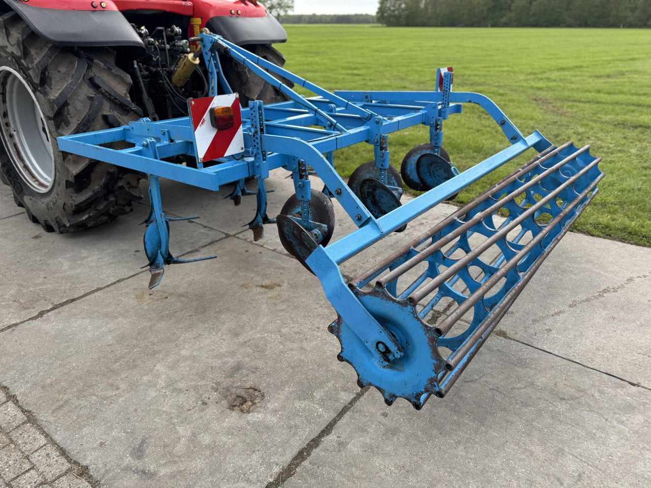 Lemken Smaragd 80/300 vleugelschaar cultivator 3 meter buizenrol