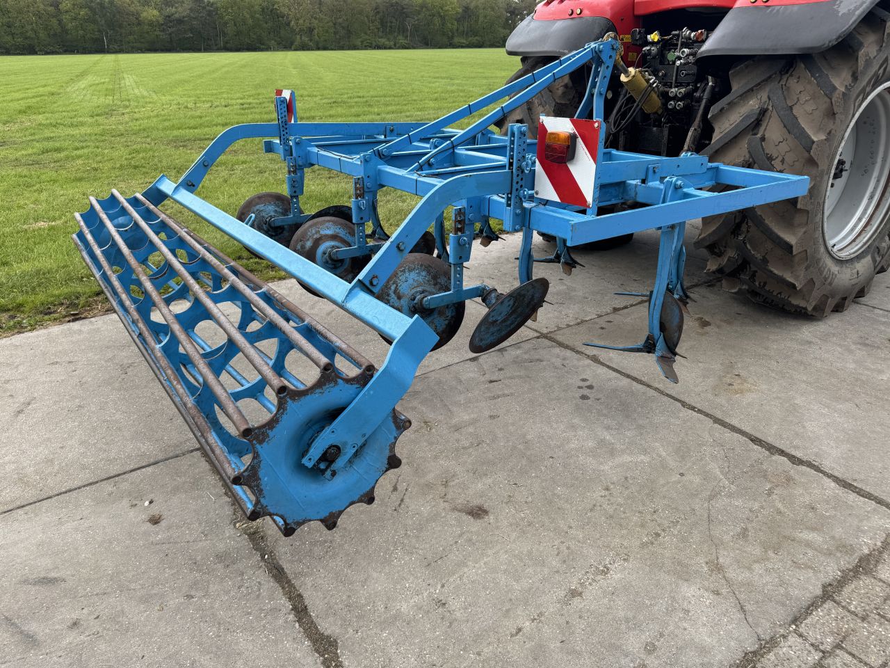 Lemken Smaragd 80/300 vleugelschaar cultivator 3 meter buizenrol