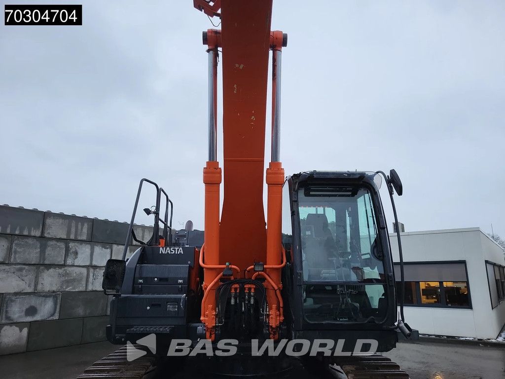 Hitachi ZX300 LC -6