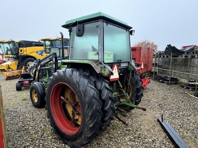 John Deere 2450