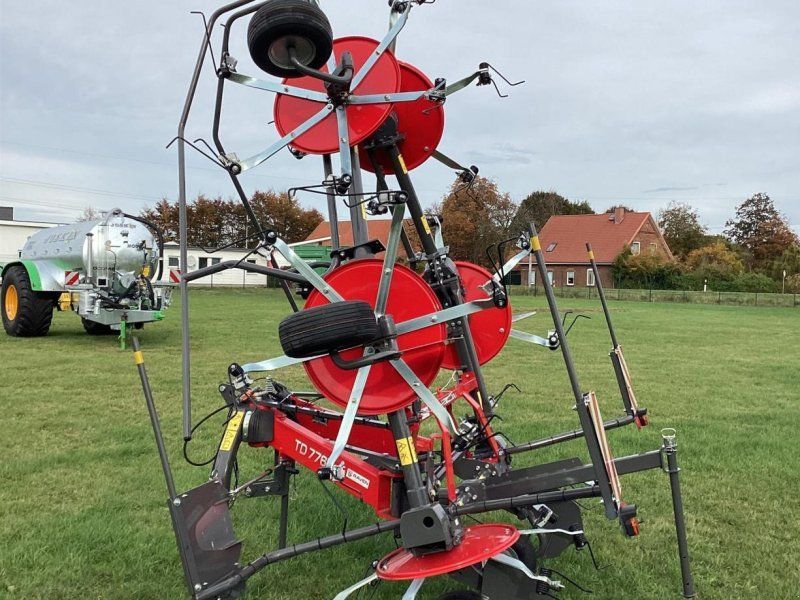 Massey Ferguson TD 776X DN