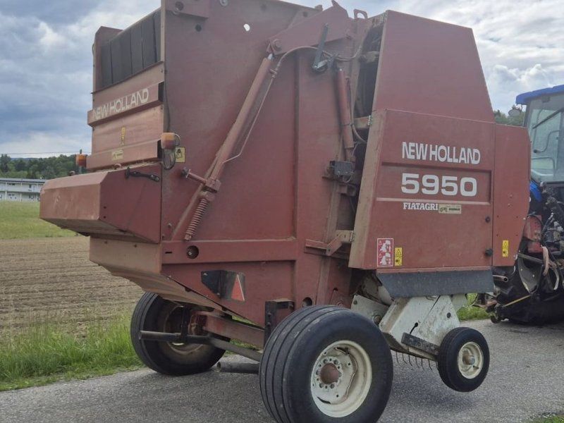 New Holland 5950