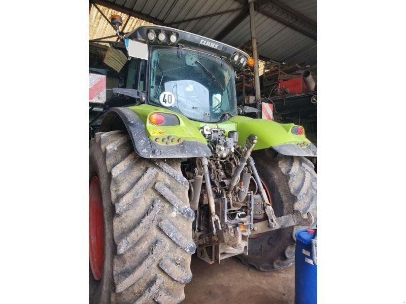 Claas AXION 830