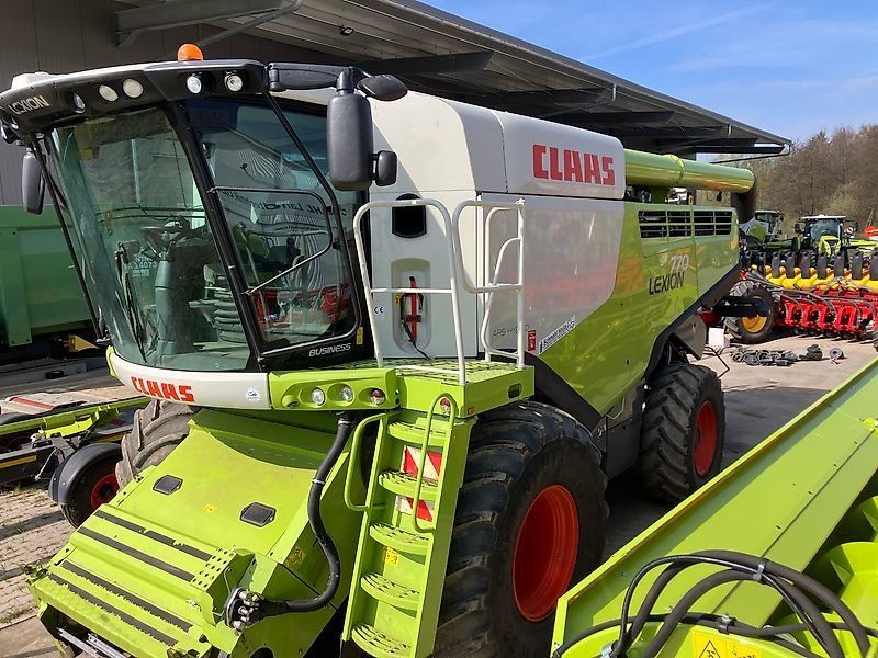 Claas Lion 770 *V1050*