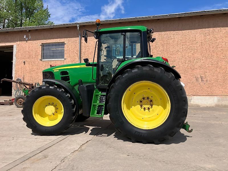 John Deere 6830 *Powr Quad*
