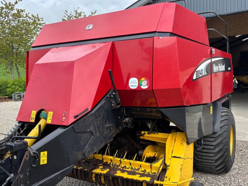 New Holland BB940 A model med snitter
