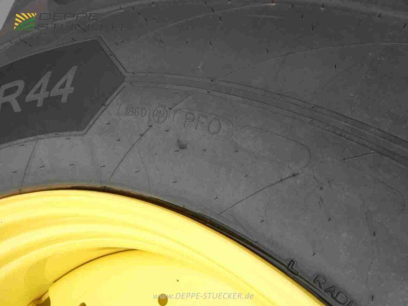 Michelin VF710/55R34 / VF750/70R44 AxioBib