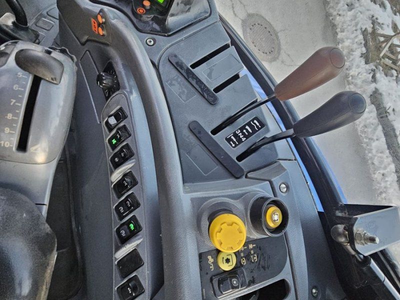 New Holland TS110A Plus