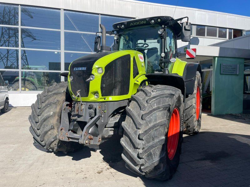 Claas Axion 950