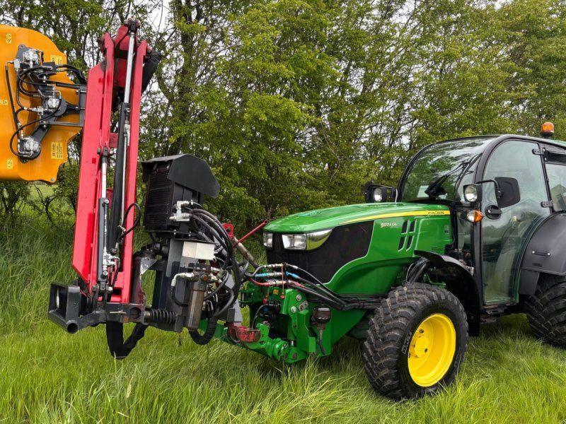 John Deere 5075