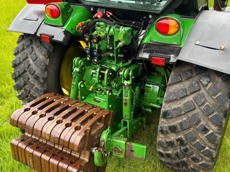 John Deere 5075