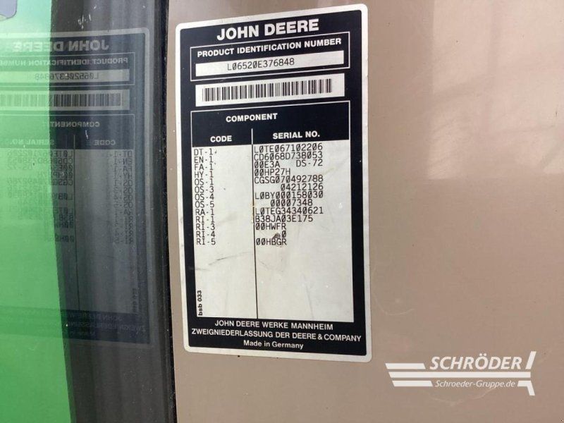 John Deere 6520